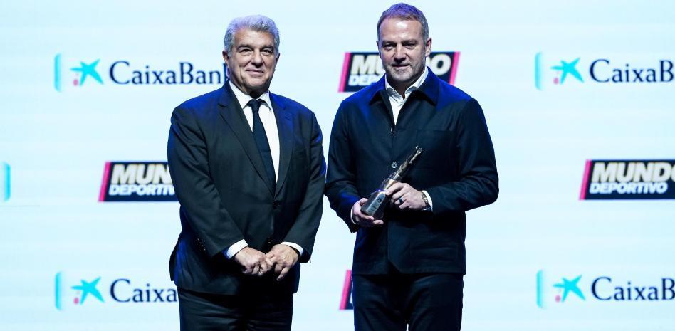 芒果体育登录入口-弗里克：赢得欧冠是我们的远大目标；巴萨买人看能力更看人品