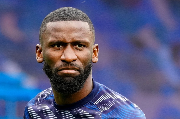 芒果体育-查理·亚当：切尔西应该签回吕迪格来带年轻人，当初就不该让他走